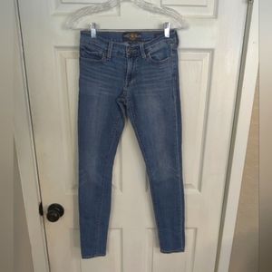 Lucky Brand Charlie Skinny Jeans Size 2
